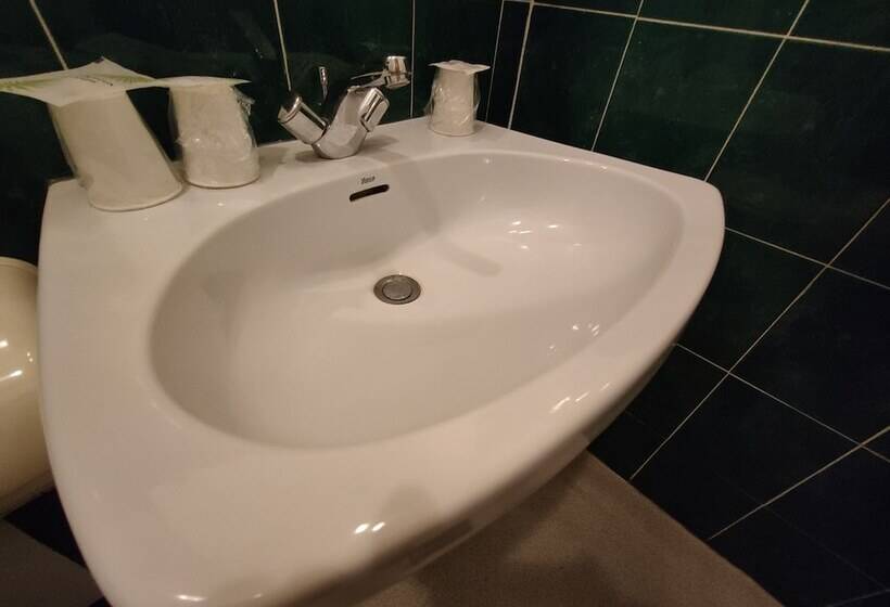 בית מלון כפרי Le Bon Geours