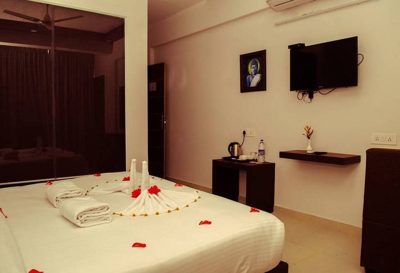 호텔 Leela Backwaters Inn