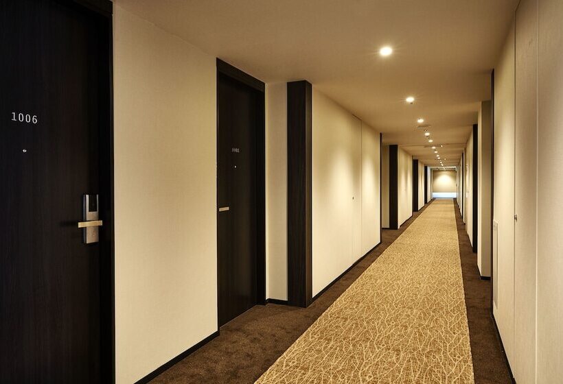 Hotel Lumiere Grande Nagareyamaotakanomori