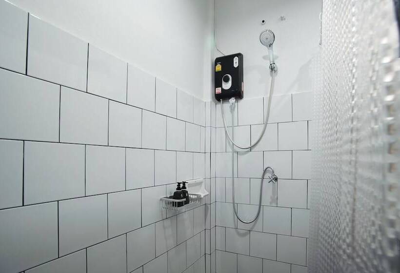 Отель Lumluek Boutique Resort