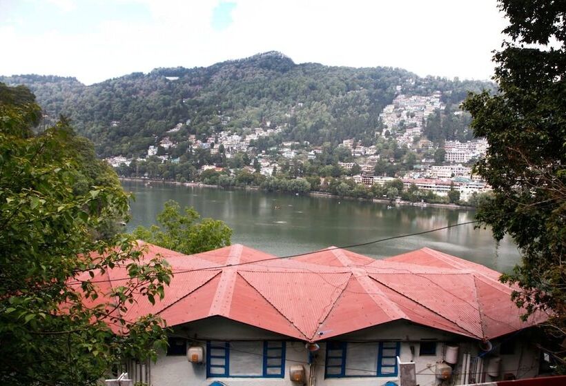 酒店 Manu Maharani Regency