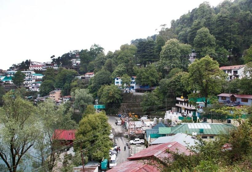 酒店 Manu Maharani Regency