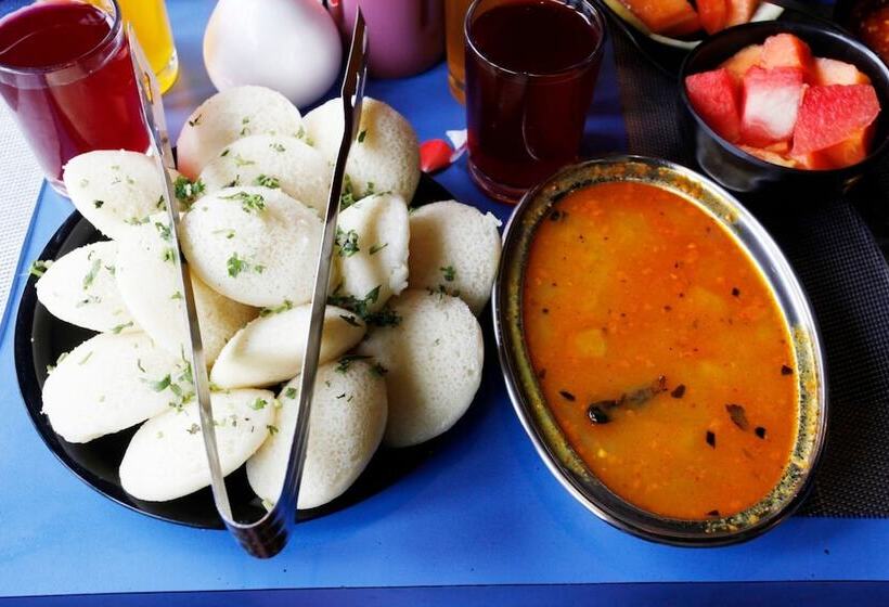 酒店 Manu Maharani Regency