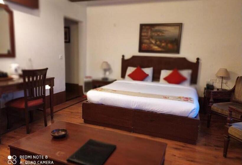 酒店 Manu Maharani Regency