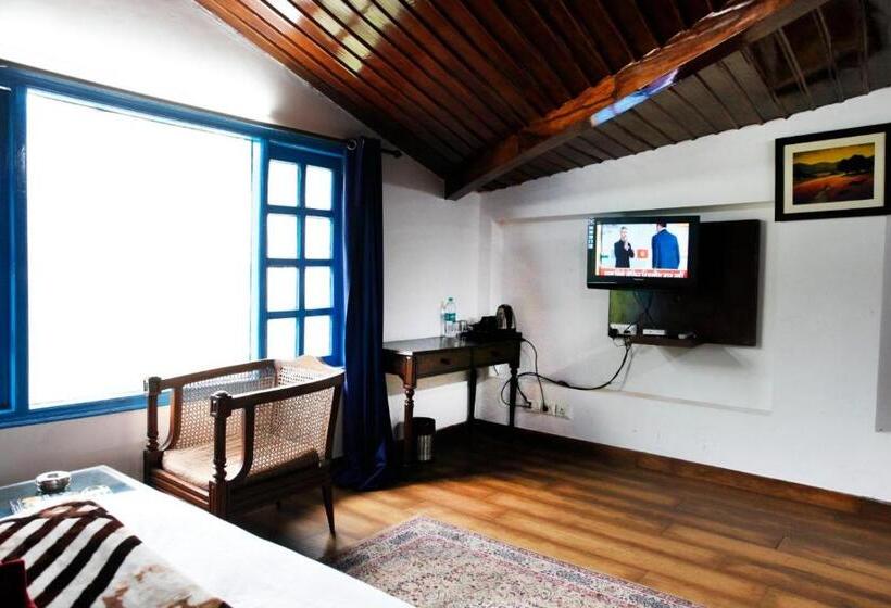 酒店 Manu Maharani Regency