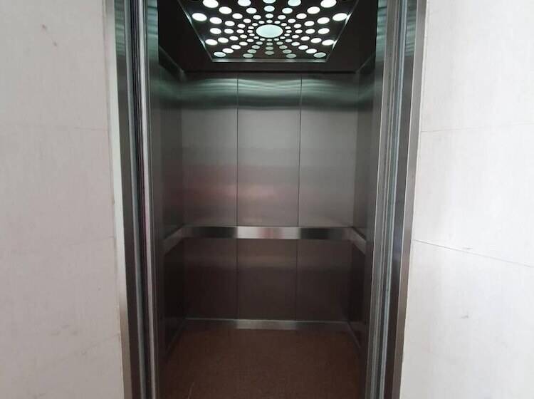 فندق Matini Amata