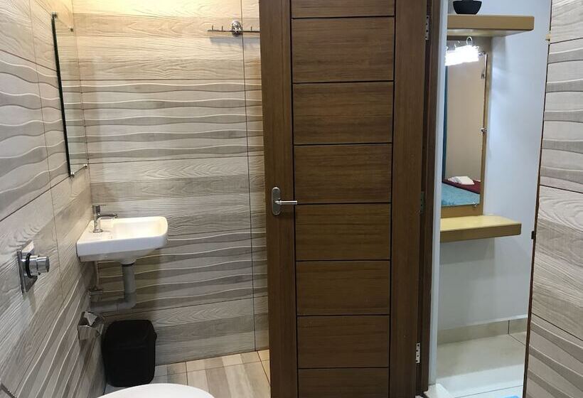 호텔 Mehakira Holiday Inn