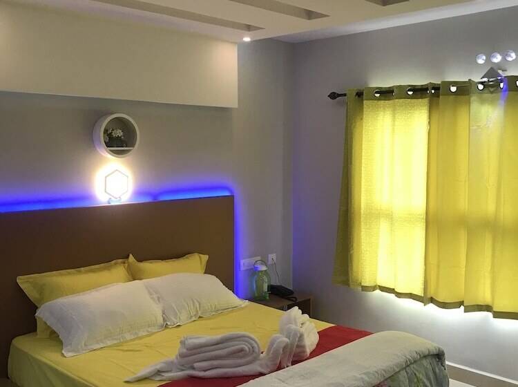 호텔 Mehakira Holiday Inn