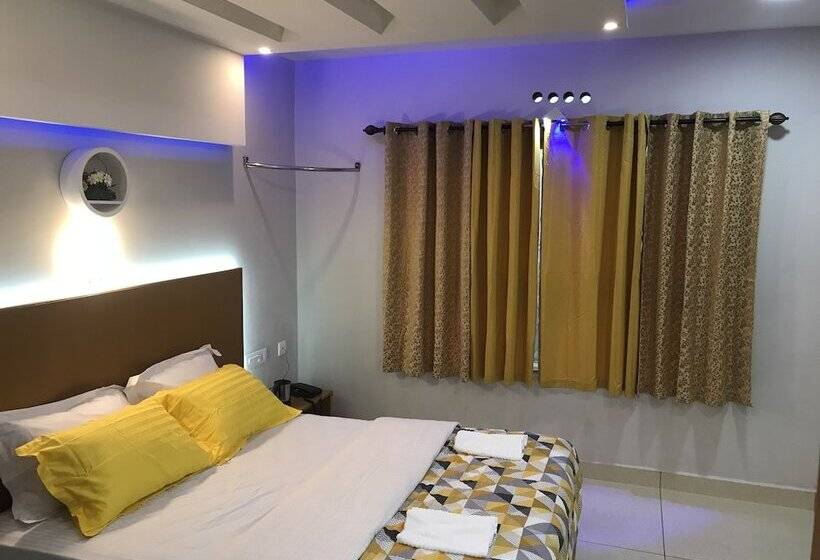 Отель Mehakira Holiday Inn