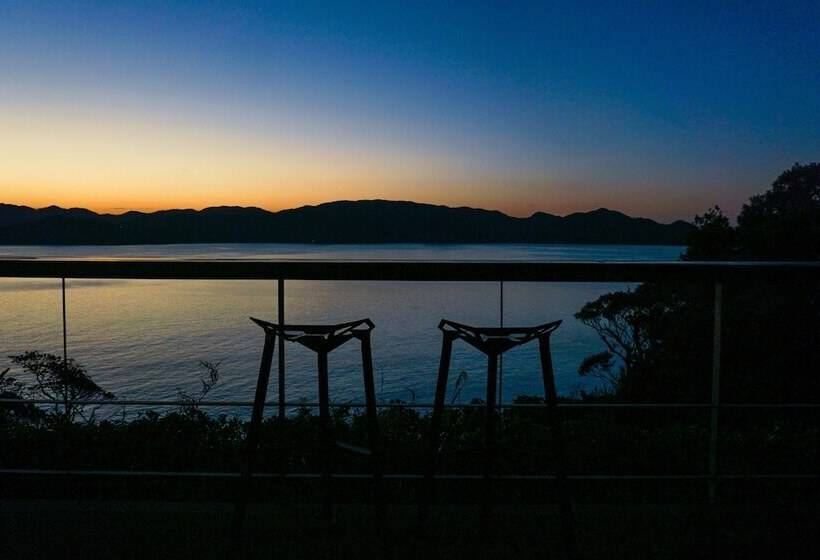 בית מלון כפרי Miru Amami