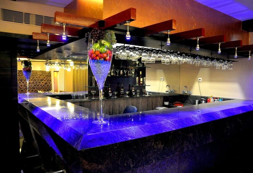 فندق Neelams Countryside