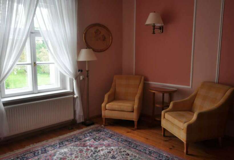 酒店 Pałac Grochowiska Szlacheckie