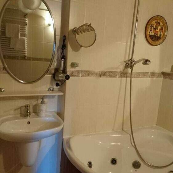 酒店 Pałac Grochowiska Szlacheckie