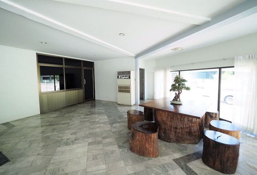 Pachara Hotel And Restaurant