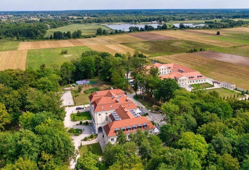 فندق Pałac Alexandrinum