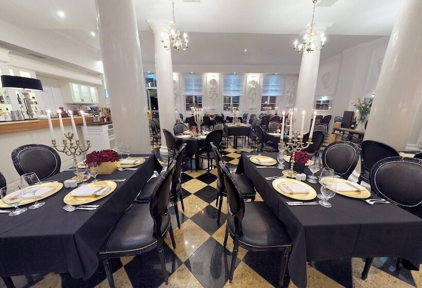 فندق Pałac Alexandrinum