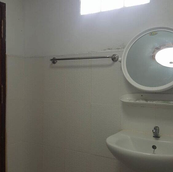 בית מלון כפרי Pings Farmstay