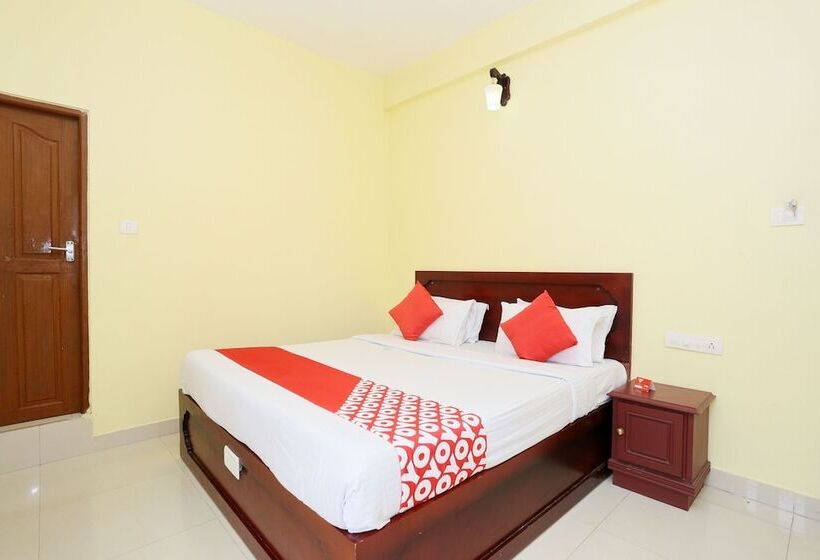 Отель Pranav 4 Seasons By Oyo Rooms