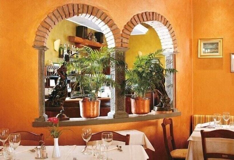Отель Ristorante Piazza Brembana