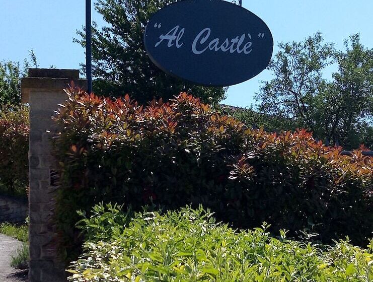فندق ريفى Agriturismo Al Castle