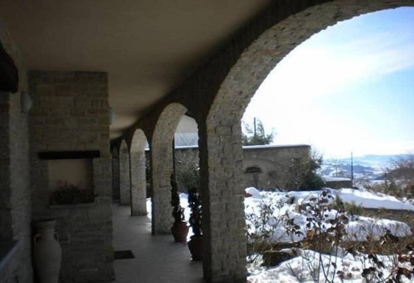 فندق ريفى Agriturismo Al Castle