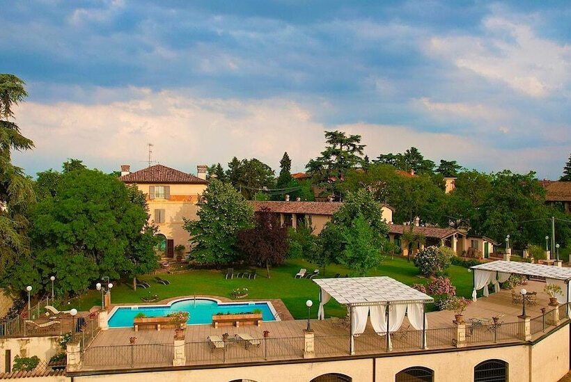 בית מלון כפרי B&b & Residence Corte Bebbi