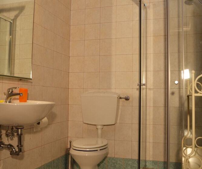 Сельский отель Toscana Ranch