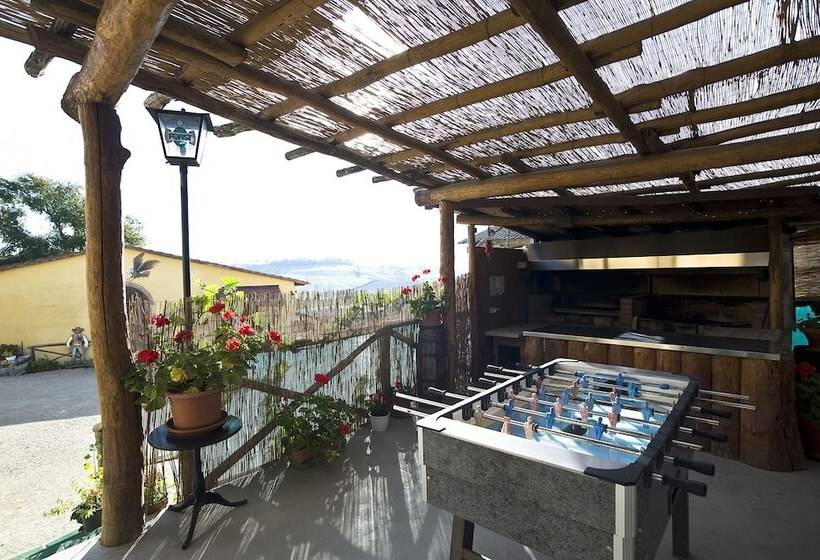 Сельский отель Toscana Ranch