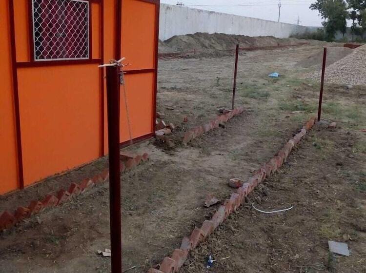 ホテル Sangam Kumbh Camp