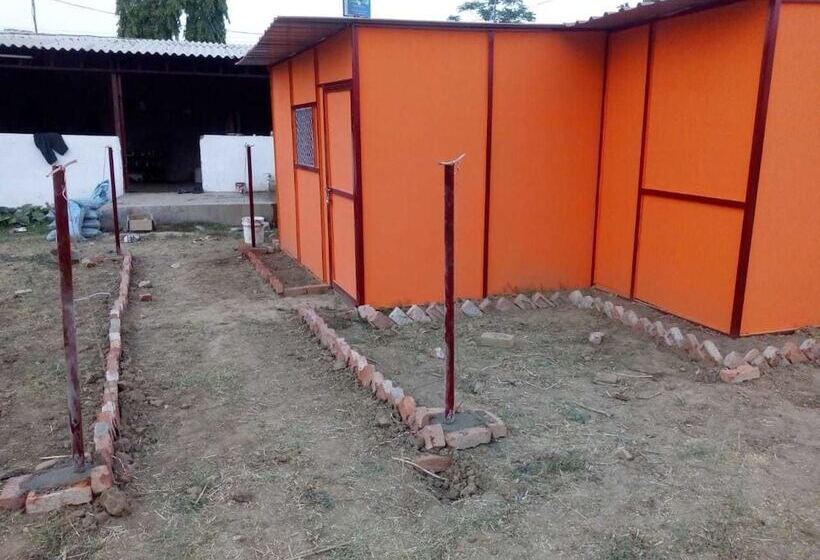 ホテル Sangam Kumbh Camp