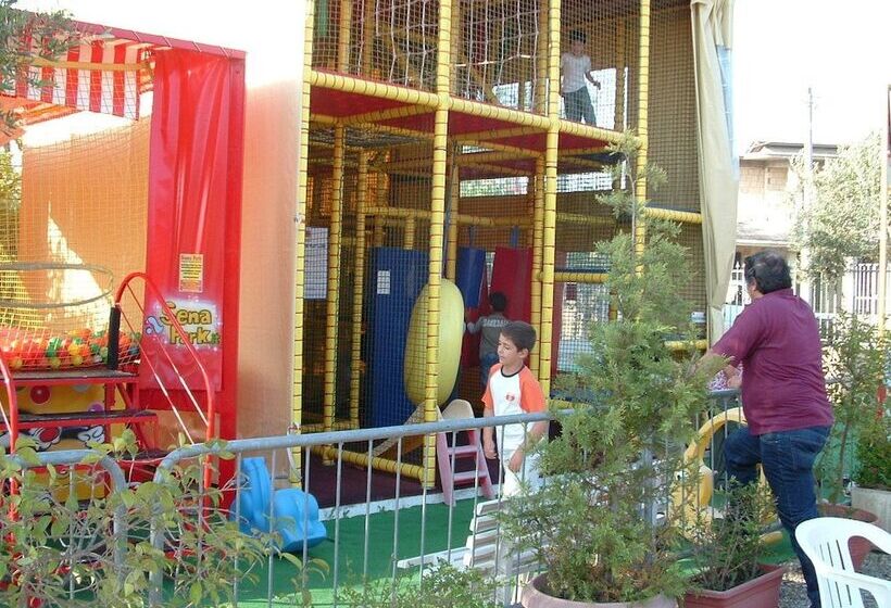 فندق Sena Park Village