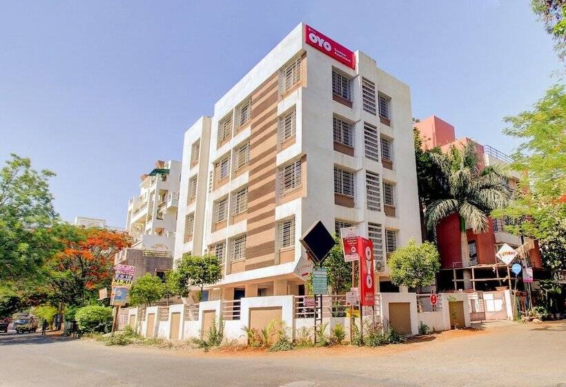 בית מלון כפרי Silverkey Balewadi By Oyo Rooms