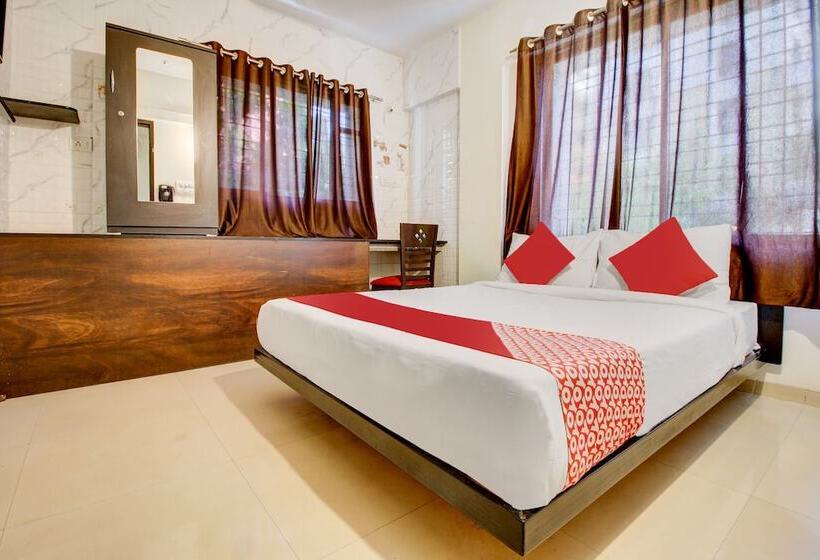 בית מלון כפרי Silverkey Balewadi By Oyo Rooms