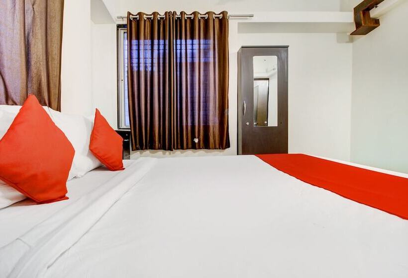 בית מלון כפרי Silverkey Balewadi By Oyo Rooms