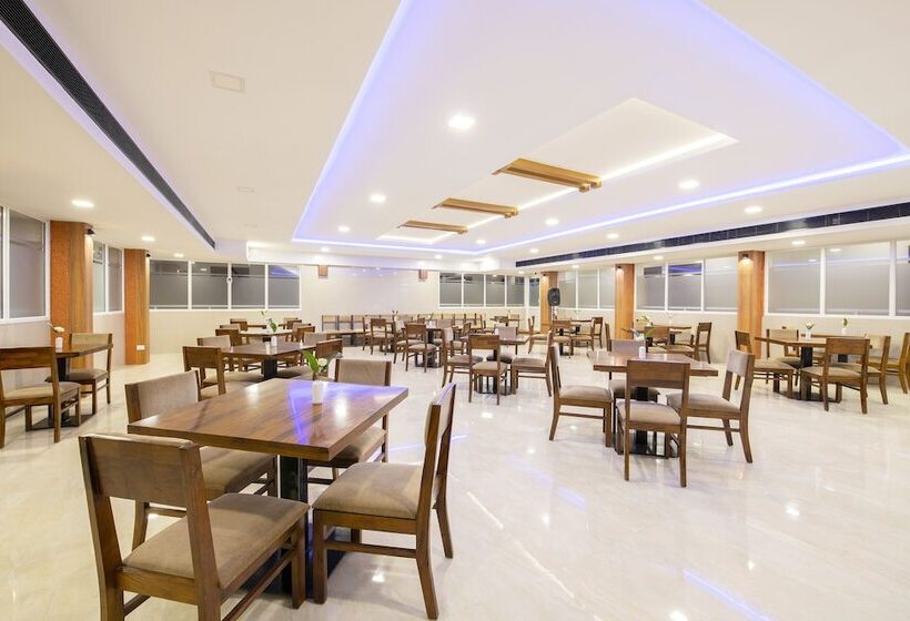 ホテル Sunstar Residency & Food Plaza Pala