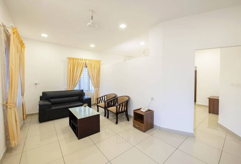 ホテル Sunstar Residency & Food Plaza Pala