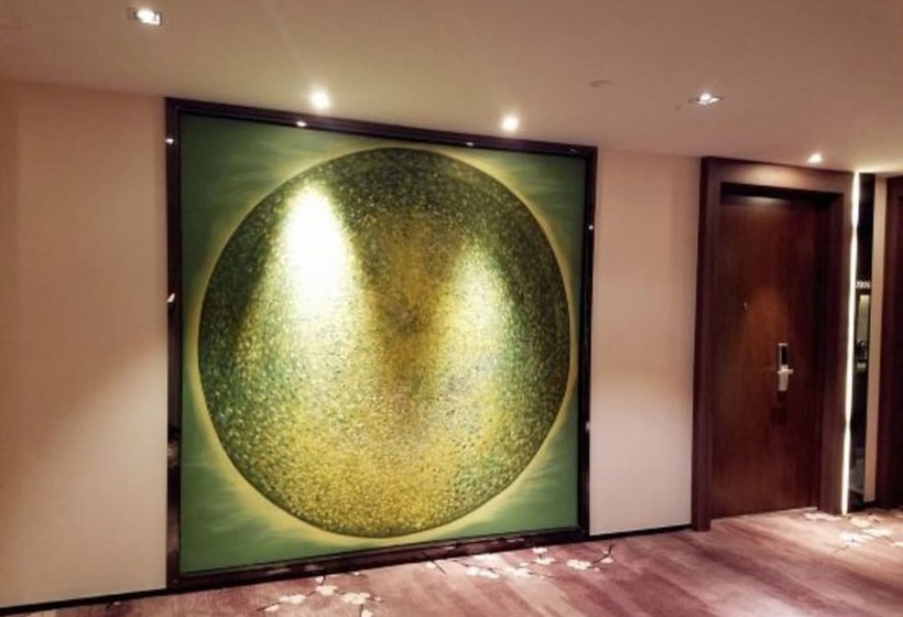 Отель Suzhou Hupan Four Seasons Apartment