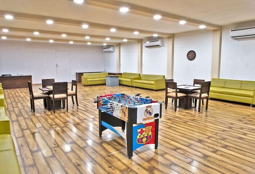 בית מלון כפרי Praveg Tent City Narmada, Statue Of Unity