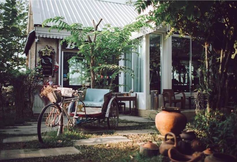 Отель The Antique Riverside Resort