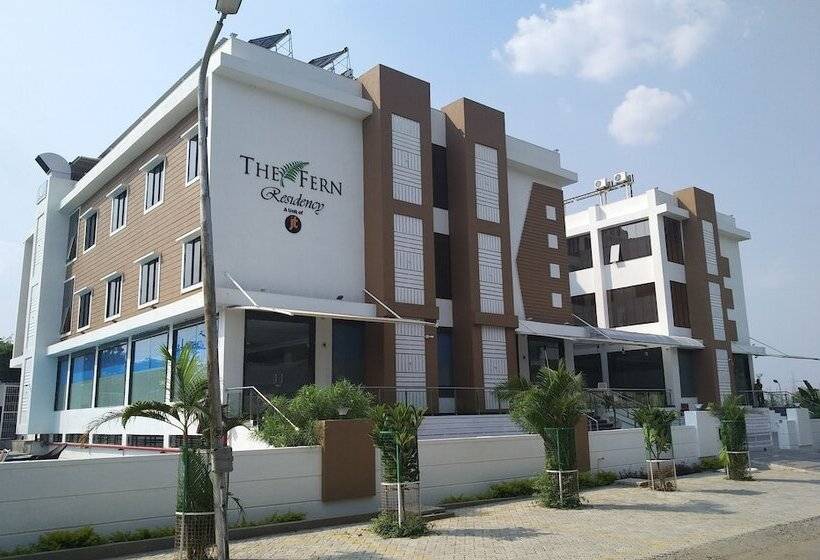 בית מלון כפרי The Fern Residency Parbhani