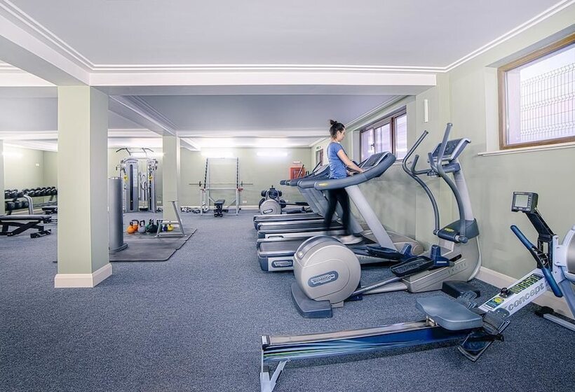 ホテル The Frontier