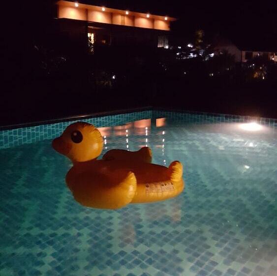 فندق The Royal Bamboo Lodges   Sha Certified