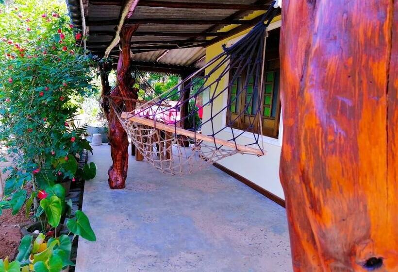 ホテル The Wisdom Home