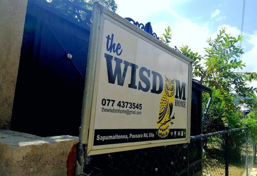 ホテル The Wisdom Home