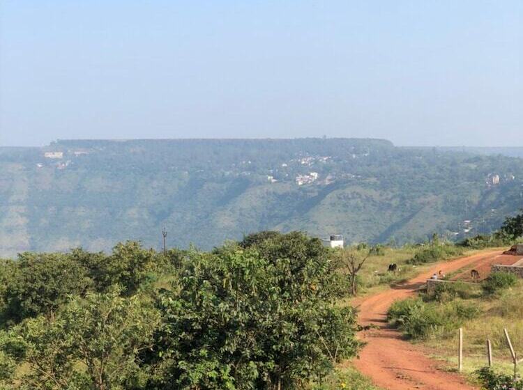 בית מלון כפרי Valley Exotica