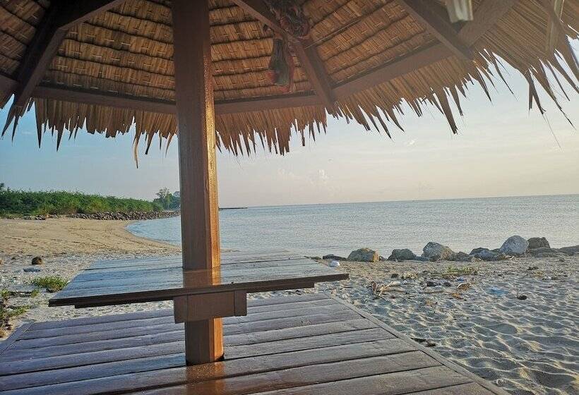 فندق Veepana Resort