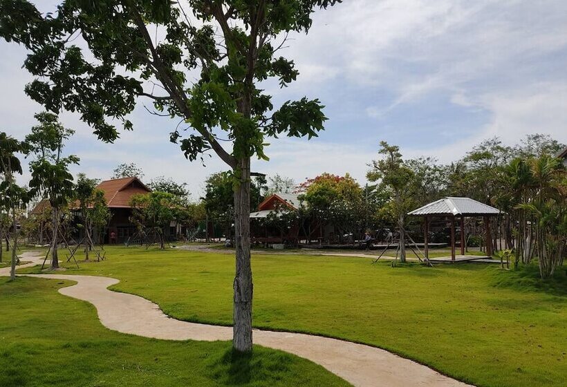 酒店 Veepana Resort