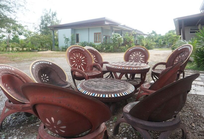 Отель Veerada Boutique Home