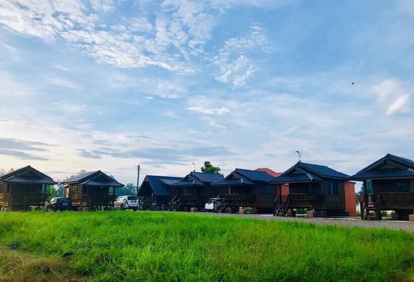 فندق We Care Resort