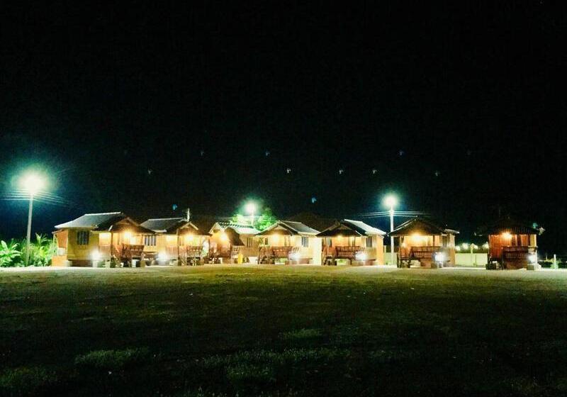 فندق We Care Resort